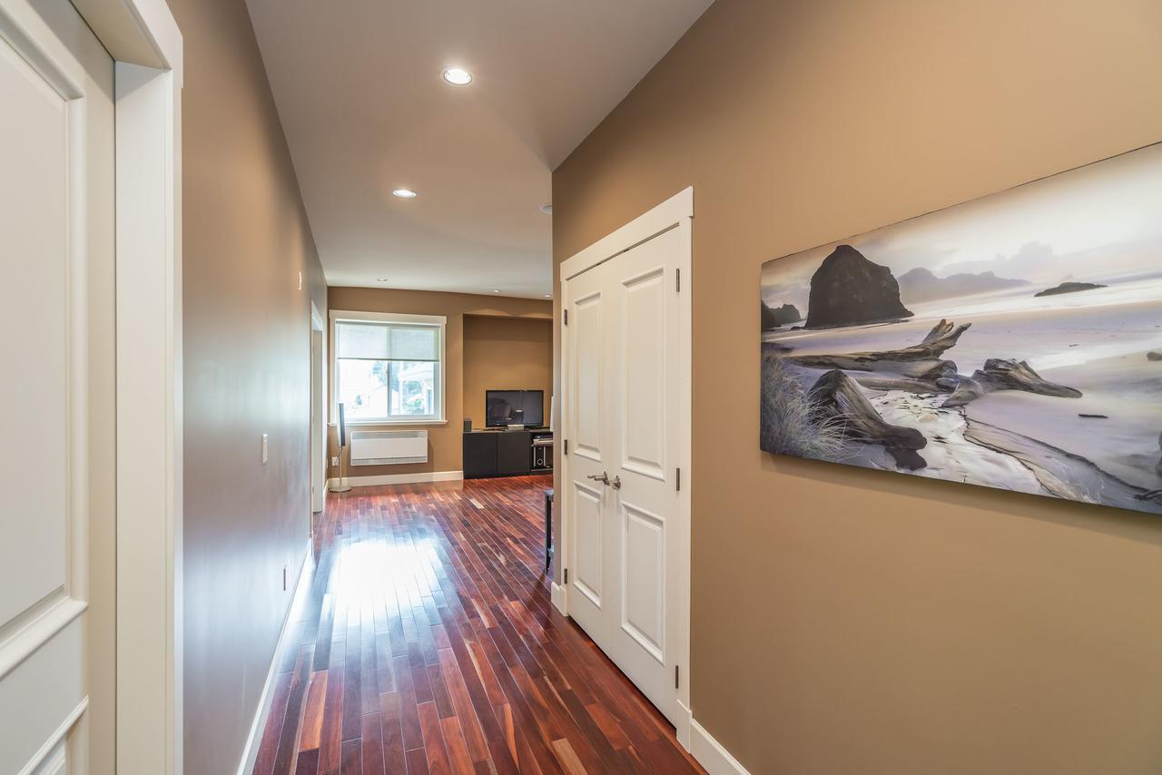 Apartamento Luxury Penthouse Downtown Nanaimo Exterior foto